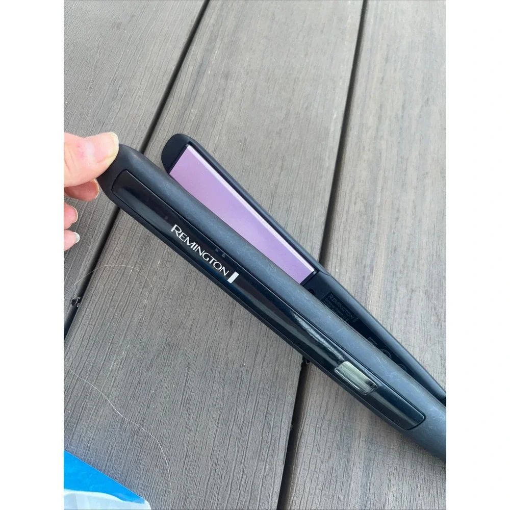 Remington S5500 Digital Anti-Static Ceramic 1 Inch Flat Iron Black Lavender